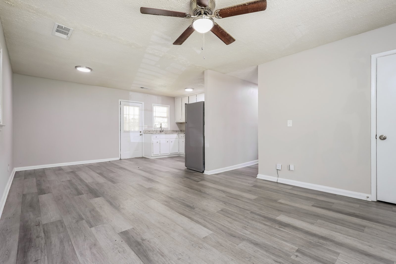 Building Photo - 4715 Avery St