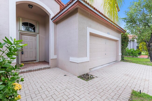 Building Photo - 19250 NW 12th Manor