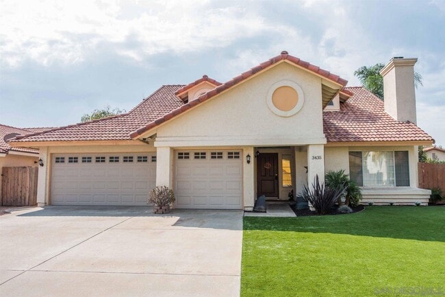Primary Photo - 3435 Crystal Wood Dr