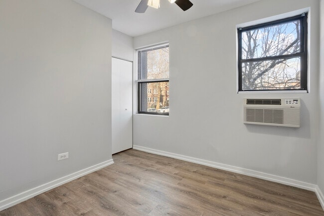 Building Photo - 4875 N Magnolia Ave