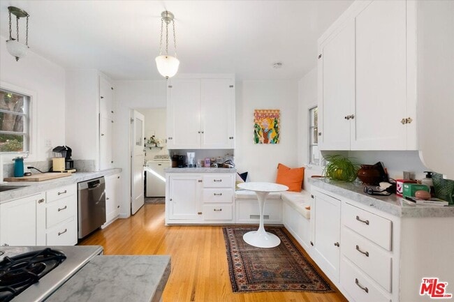 Building Photo - 3479 Oak Glen Dr