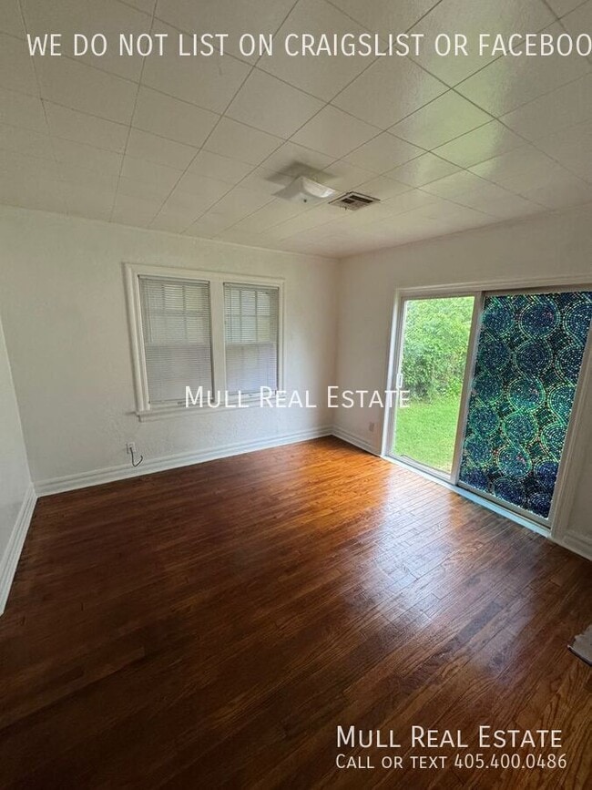 Building Photo - 540 NW 49th St