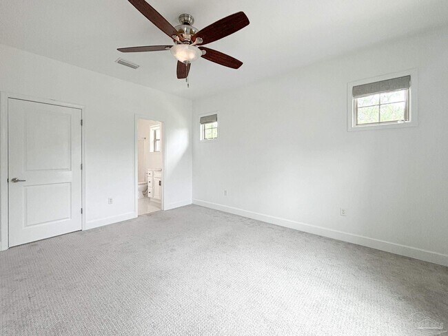 Building Photo - 10682 Noreaster Way