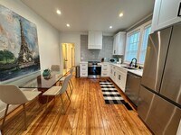 Building Photo - 408 E 40th St