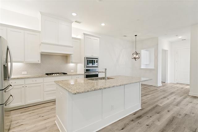 Building Photo - 1050 Marian Dr