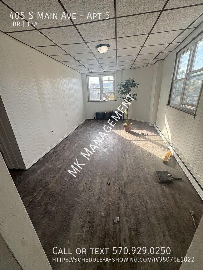 Building Photo - 405 S Main Ave