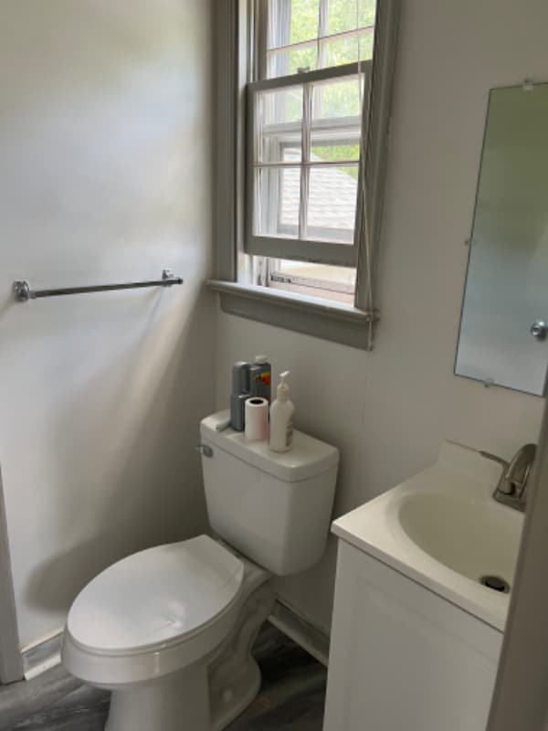 Building Photo - 1507 Westshire Ln