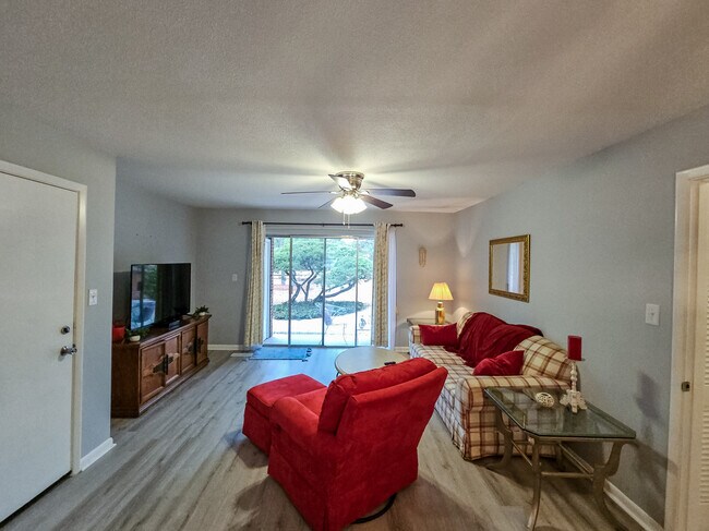 Primary Photo - 357 Driftwood Cir