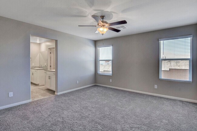 Building Photo - 2021 SINGLE FAMILY HOME IN GATED COMMUNITY