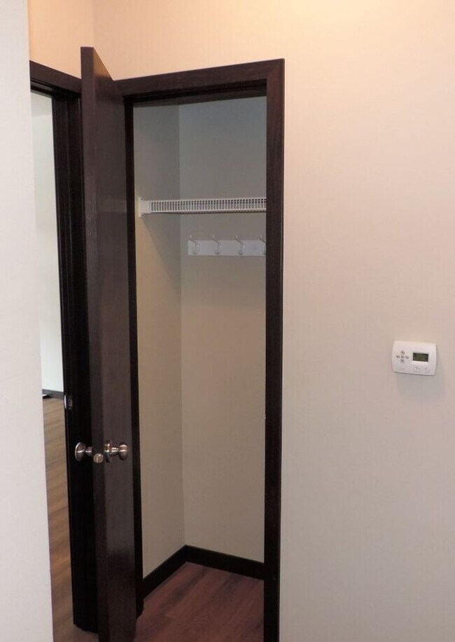 Building Photo - $1,635| 2 Bedroom, 2 Bathroom 1st Floor Condo | Pet Friendly* | Available for August 1st, 2026 Mo...