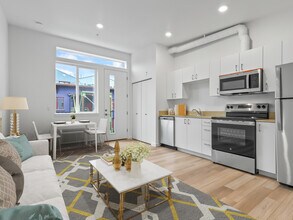 Building Photo - 311 Graham