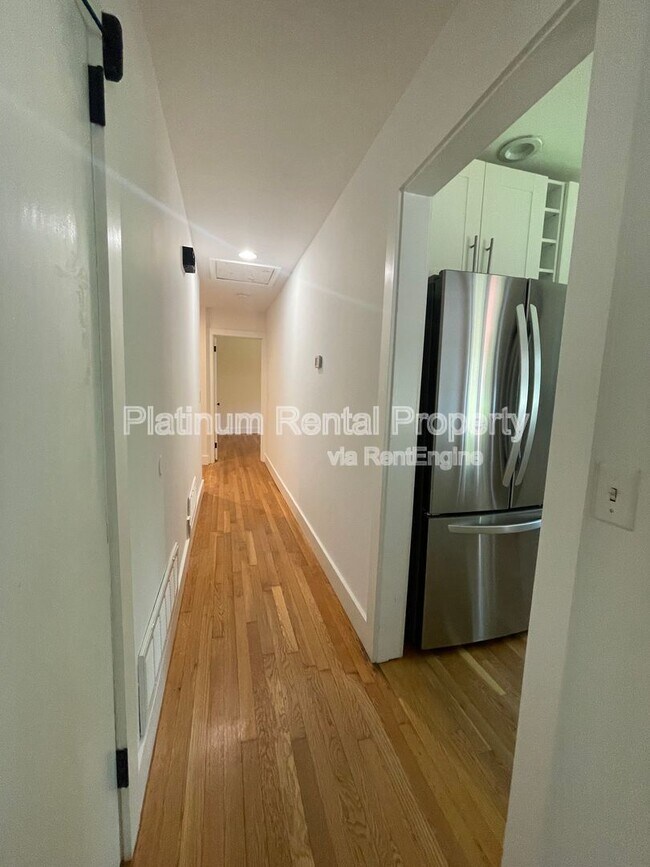 Building Photo - 3828 Donaldson Dr