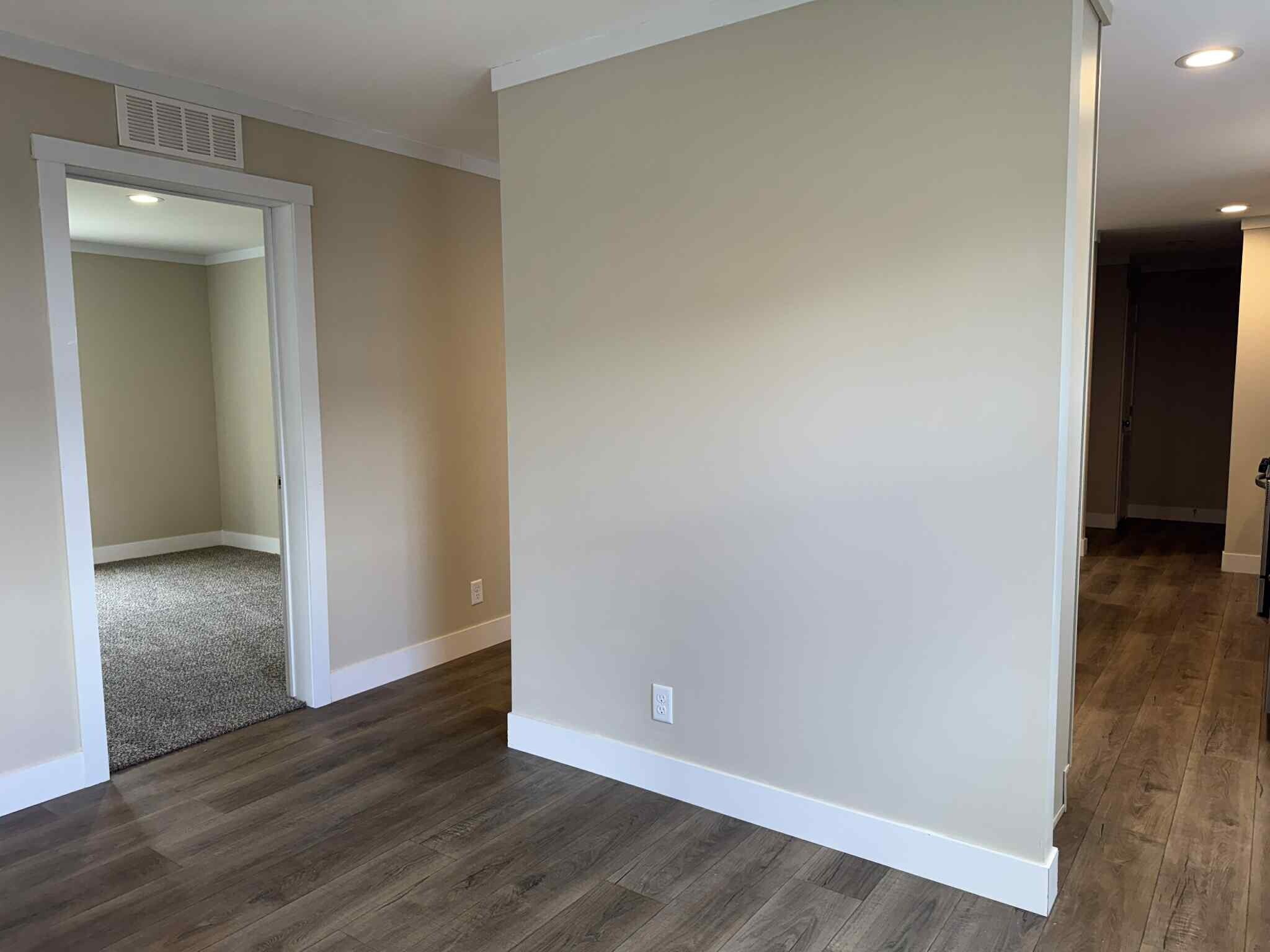 Building Photo - 48571 Lakeview Cir