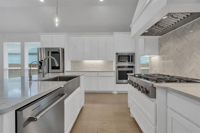 Building Photo - 16128 Harris Hawk St