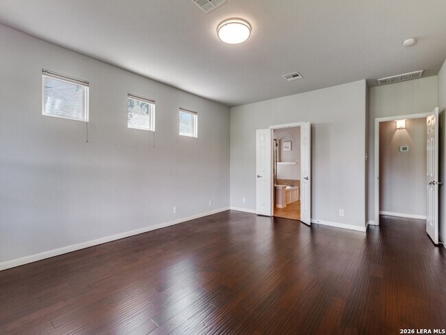 Building Photo - 25427 Bunker Dr