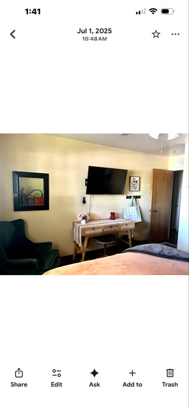 Building Photo - 2 W Campus Ave.