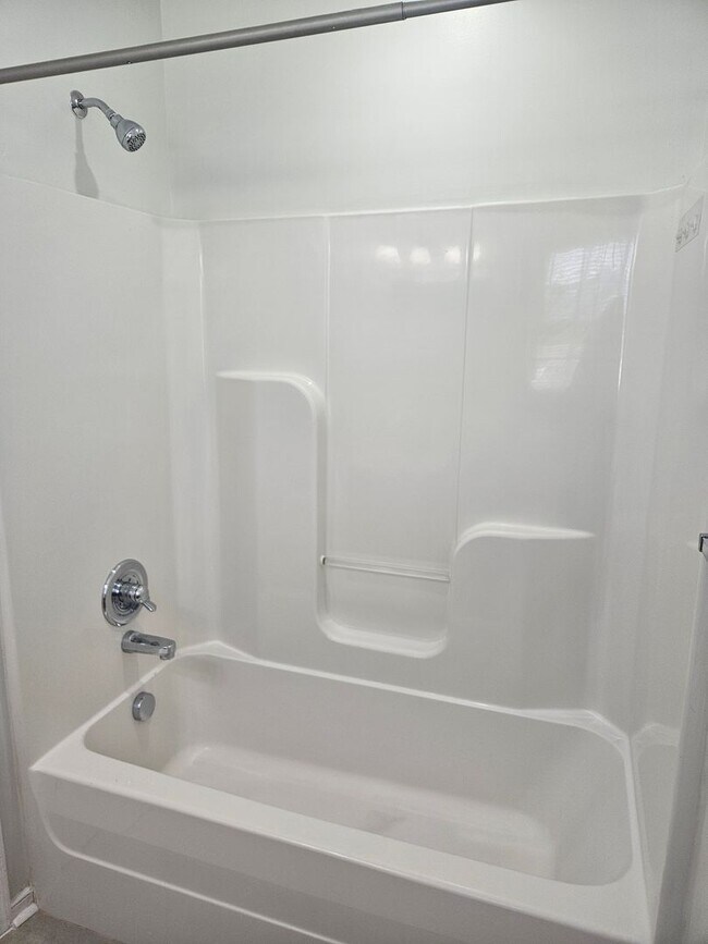 Building Photo - 2524 National St