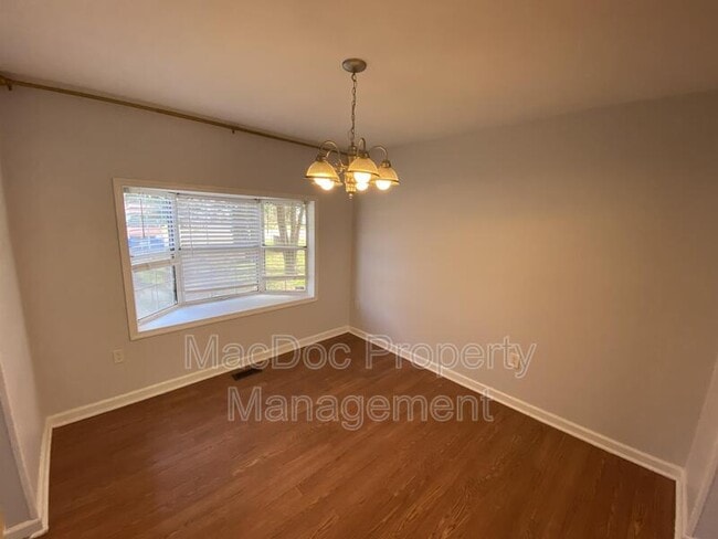 Building Photo - 13 Rocky Stone Dr
