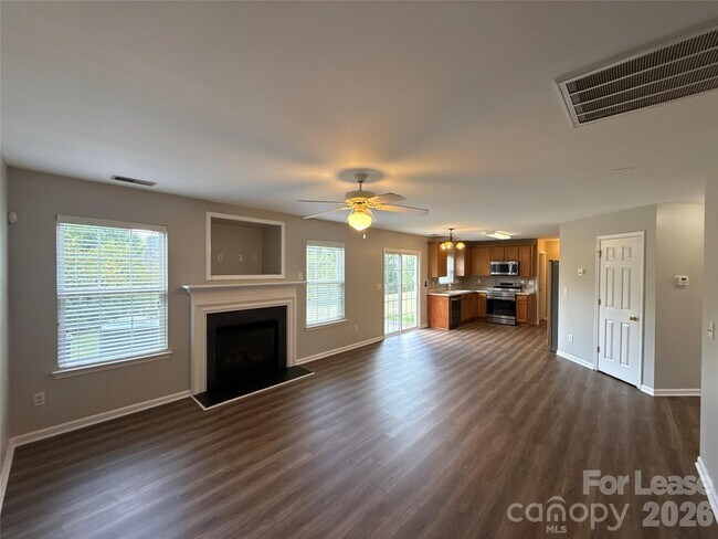 Building Photo - 9407 Pepperidge Ave NW