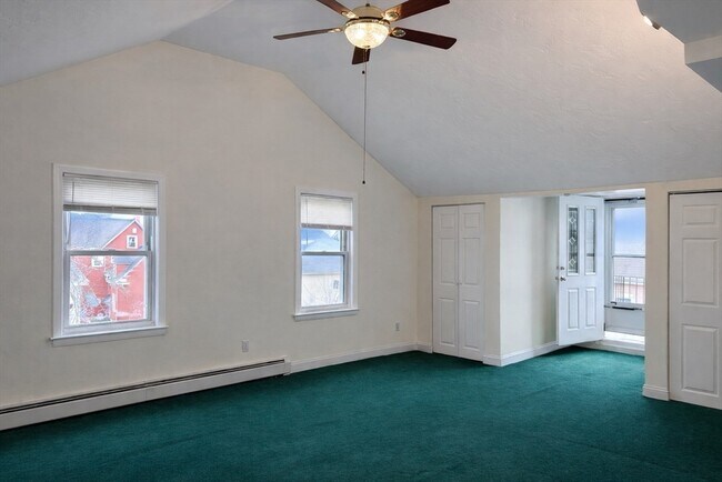 Building Photo - 55 Clarendon St