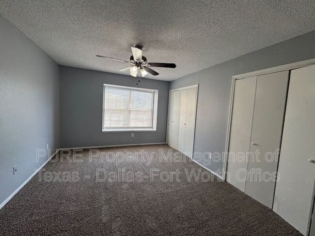 Building Photo - 4004 W Pioneer Dr