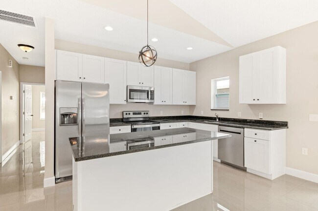 Building Photo - 2770 Schaller Rd