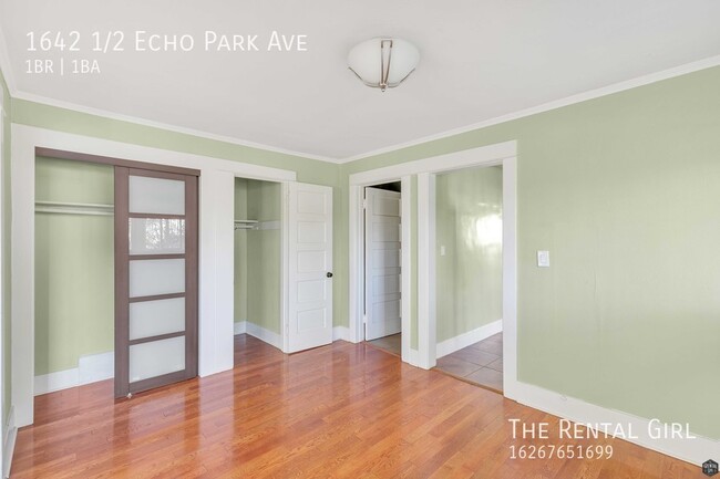 Building Photo - Prime Echo Park 1 Bedroom + Bonus Room | T...