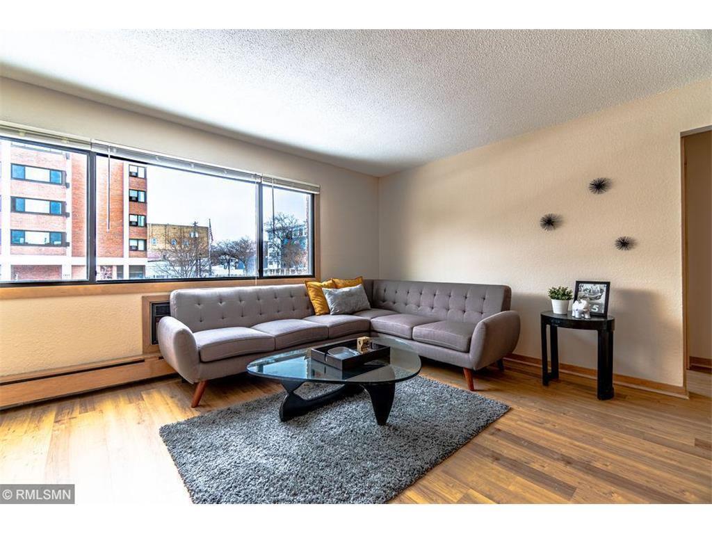 Building Photo - 2532 1st Ave S