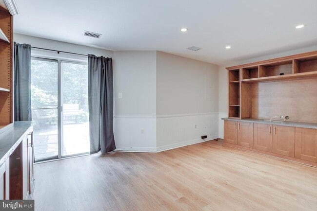 Building Photo - 5728 Evergreen Knoll Ct