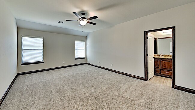 Building Photo - Nice 4 Bed 2 Bath Home in Piedmont Schools