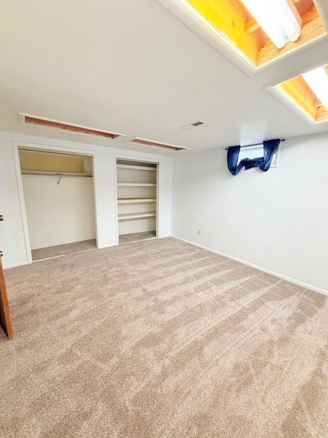 Building Photo - 433 Beaverhead Ct