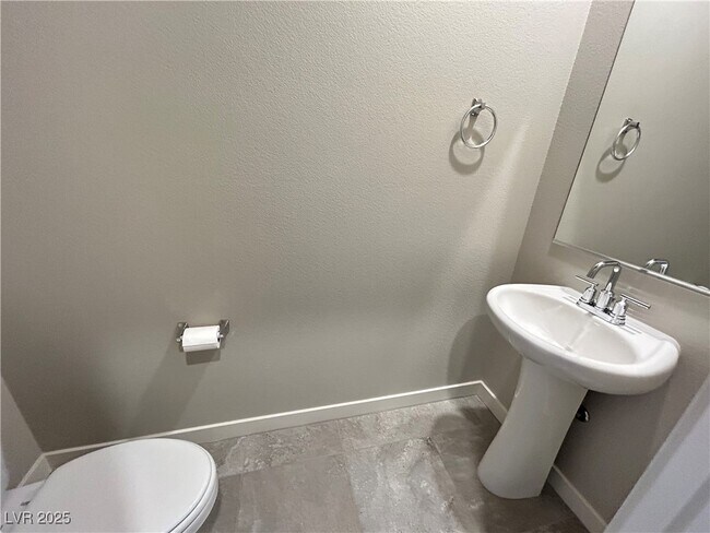 Building Photo - 10228 Crimson Mdw Ave