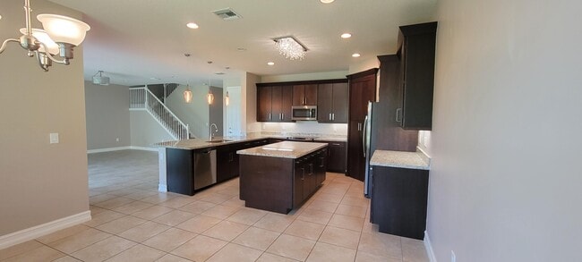 Building Photo - 8058 Green Tourmaline Ter