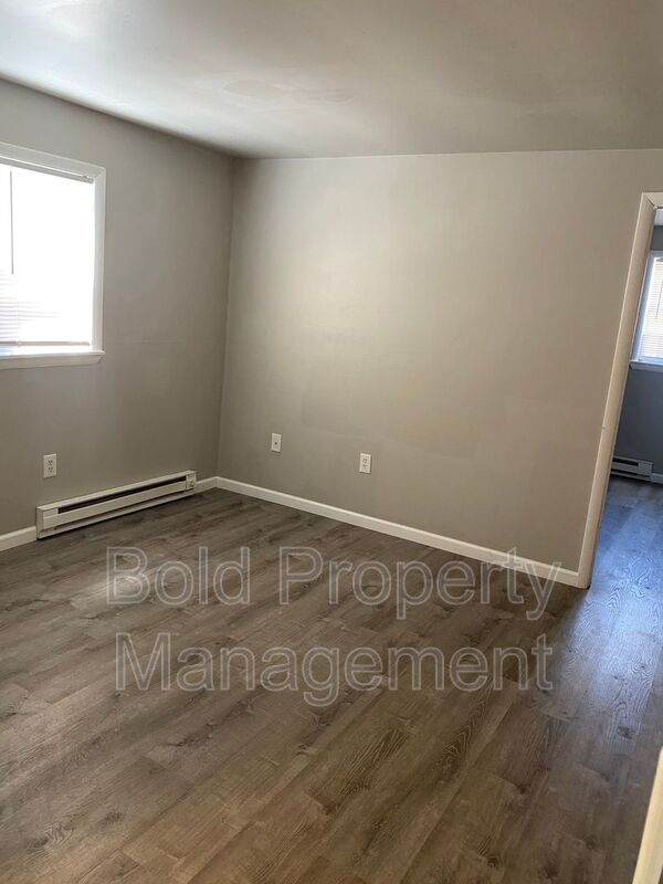 Building Photo - 507 Lehman