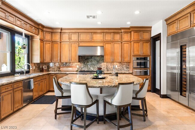 Building Photo - 4079 Villa Rafael Dr