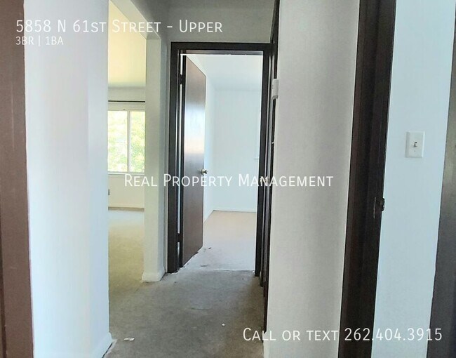 Building Photo - 5858 N 61st St