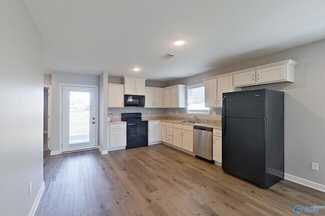 Building Photo - 150 Wexford Way