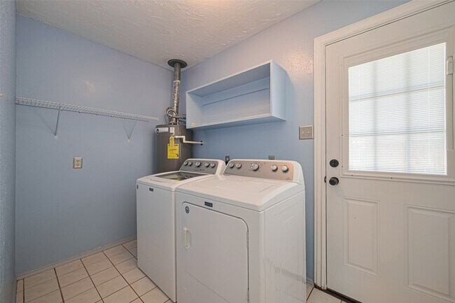 Building Photo - 3234 Mourning Dove Dr