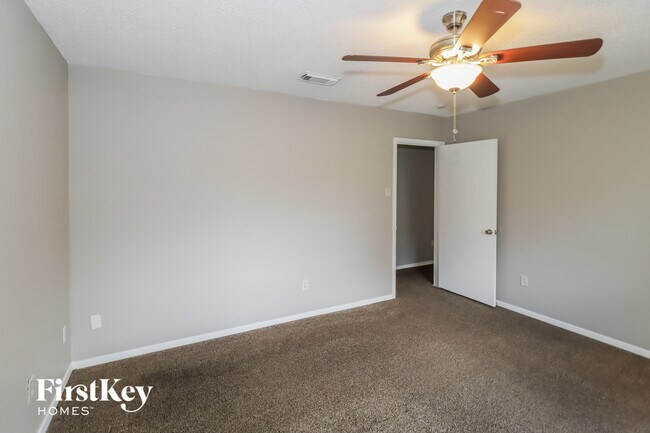 Building Photo - 1805 Japonica Ln