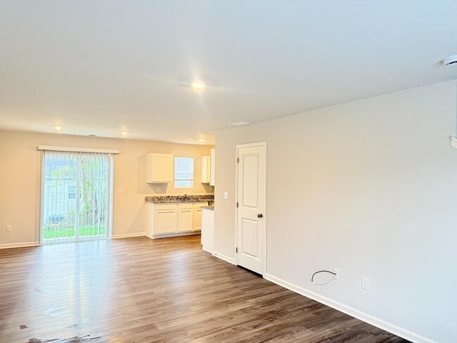 Building Photo - 344 Berkley Rd