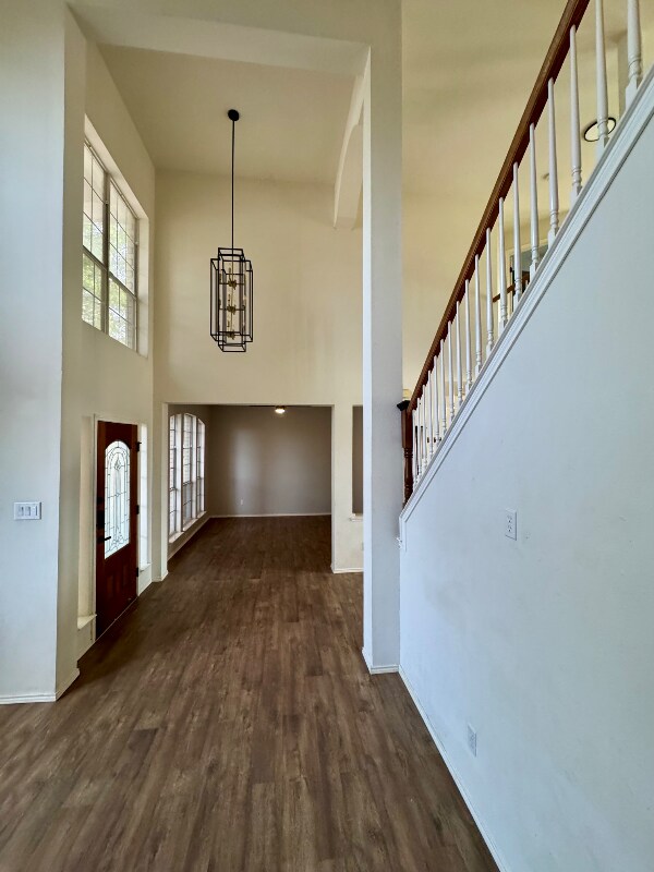 Building Photo - 4101 Watersedge Dr