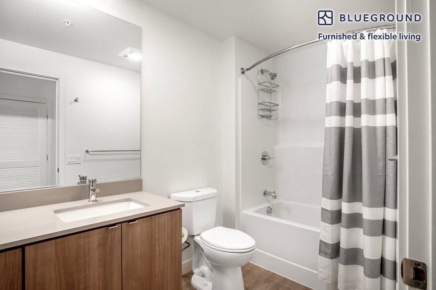 Building Photo - 120 Broadway-SI FL5-ID542