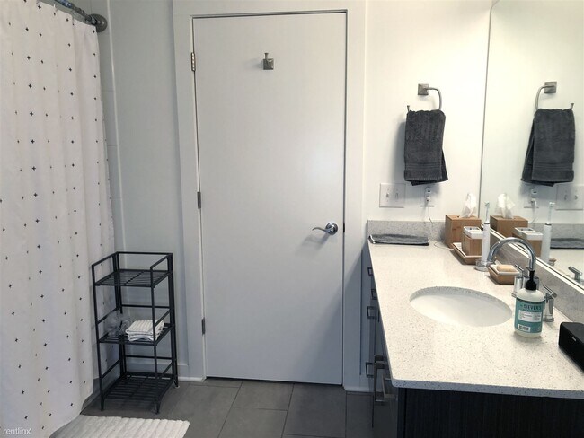 Building Photo - 1 br, 1 bath Condo - Moda Reynoldstown