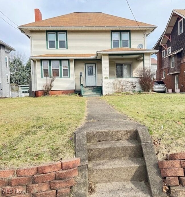 Primary Photo - 799 E Buchtel Ave