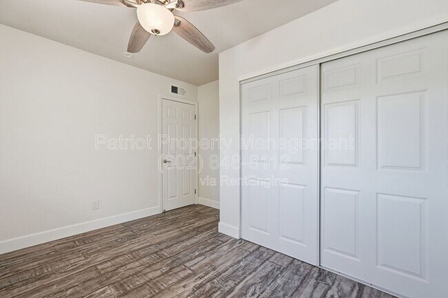 Building Photo - 207 E El Caminito Dr