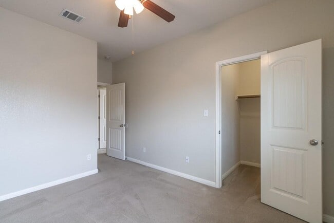 Building Photo - 18601 Derby Hill Ln