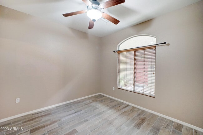 Building Photo - 2150 W Alameda Rd