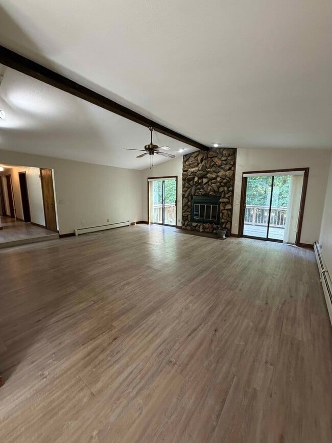 Building Photo - 22 Cunningham Dr