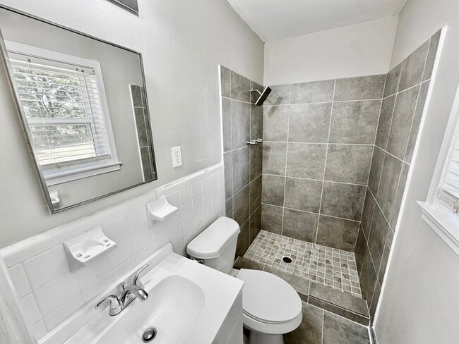 Building Photo - 3688 Mozelle St