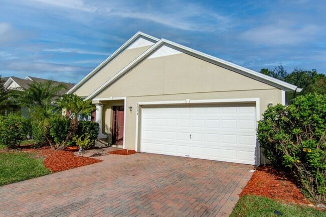 Building Photo - 9853 Portofino Dr